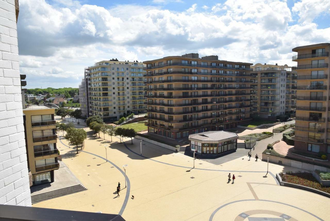 Plaza Apartman De Panne Kültér fotó